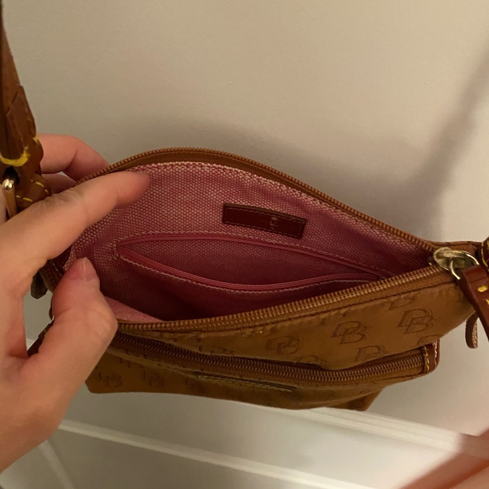 Dooney & Bourke Purse